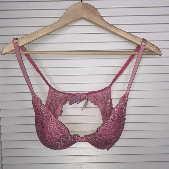 Victoria’s Secret Bra - Picture 1 of 1